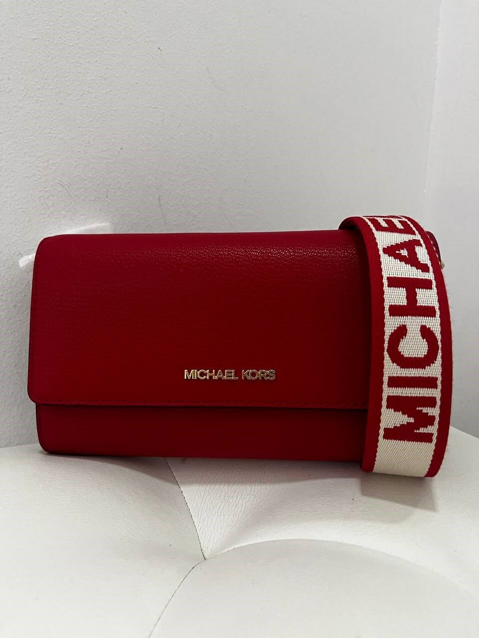Рюкзак кросс-боди MICHAEL KORS, фактура зернистая, матовая, красный