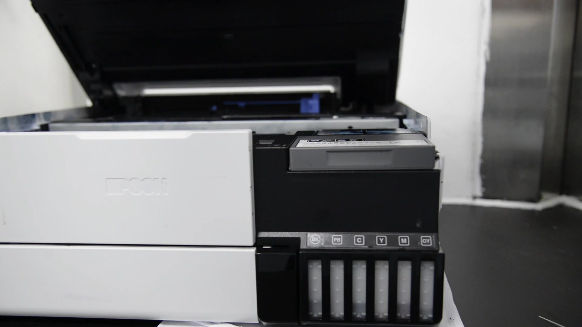 Чернила краска для принтера EPSON 101 103 004 EcoTank 2 шт черного цвета 200 мл L1110, L1210, L1250, L3100, L3101, L3110, L3111, L3118, L3150, L3151, L3156, L3160, L3200, L3210, L3211, L3218, L3250, L3251, L3256, L3258, L3260, L3262, L3266 и др. — фото 1