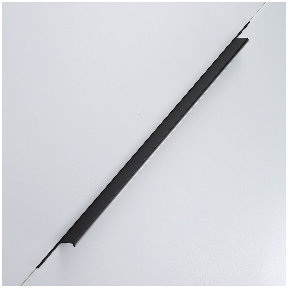 Ручка мебельная алюминиевая LIND 256/596 черный матовый - фотография № 4