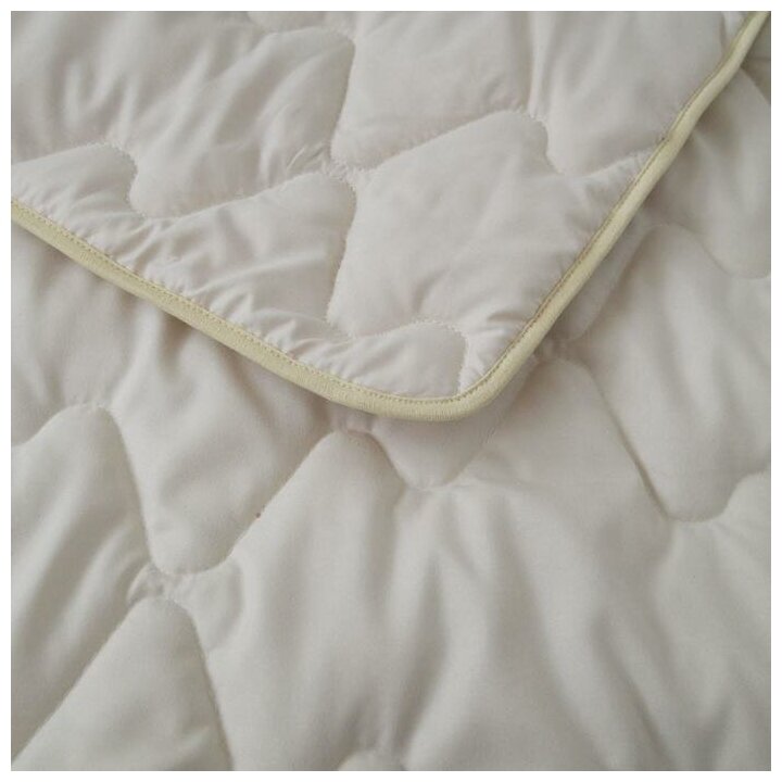 Одеяло стеганное "Овечья шерсть", 175х200см, ОТК, плотность 300 гр/м - фотография № 11