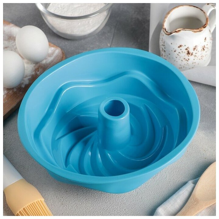 Форма силиконовая для выпечки, запекания, посуда для духовки "Немецкий кекс, Заварное печенье" d-22 см, цвет микс - фотография № 4