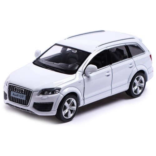 Внедорожник Автоград AUDI Q7 V12 7152959/7152959 1:32, 13 см, белый коллекционная игровая модель audi q7 v12