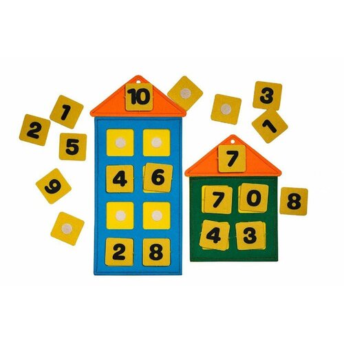 Развивающий игровой коврик на липучках Smile Decor Числовые домики из фетра, математическая игра