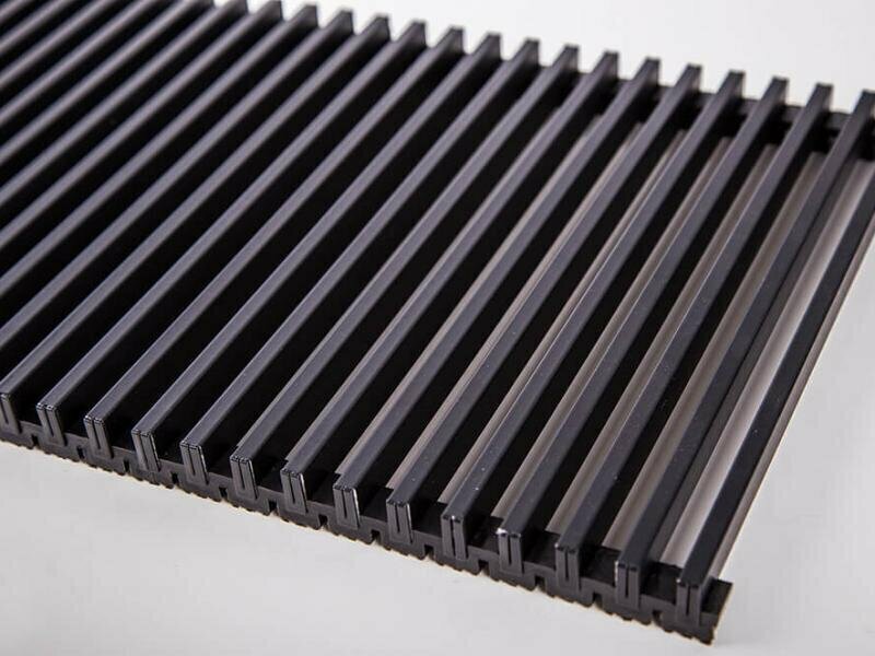 фото Решетка рулонная алюминиевая для конвектора 200-1000, черная TechnoWarm (РА 200-1000/RAL 9005)