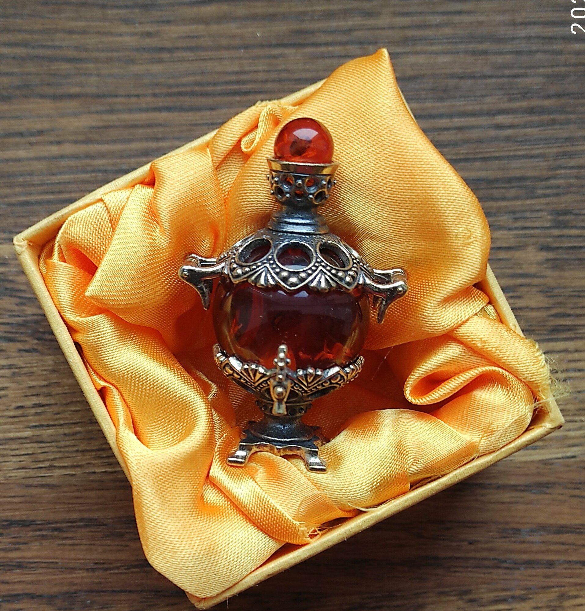Бронзовая фигурка с янтарем - Самовар росписной — фото 1