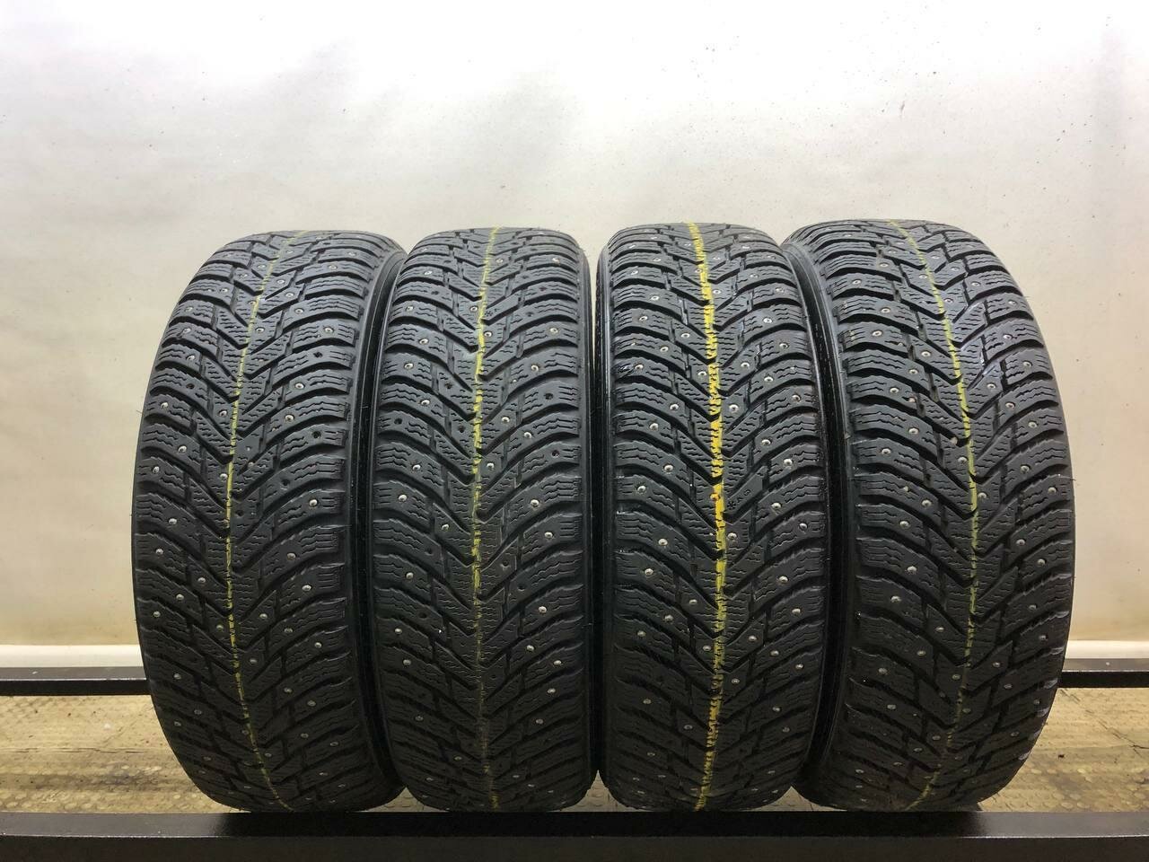 Nokian Hakkapeliitta 8 185/65 R15 БУ Шины Зимние