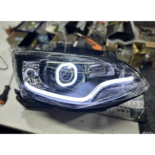 Фара передняя Lada Kalina II с линзой и бегущим поворотником 19999₽