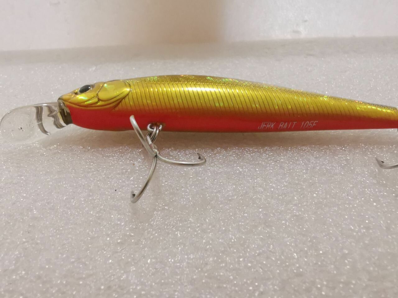 SURIBITO Jerkbait 105F цвет 002 (10,5см) — фото 1