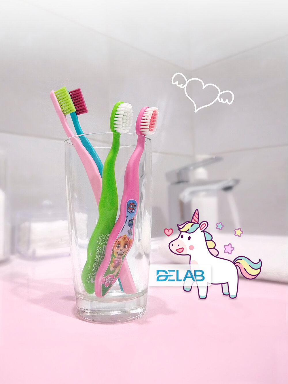 Детская зубная щетка DELAB Junior Soft для детей от 3 до 6 лет, мягкая (Жел + Роз) — фото 1