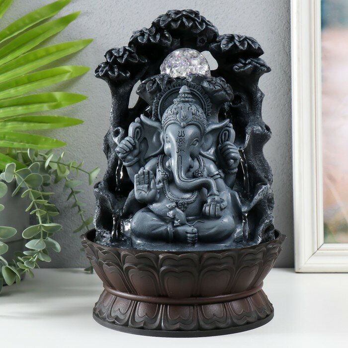 фото Фонтан настольный с подсветкой "Ганеша сидит под деревом" серый 20,5х20,5х30 см 9680177