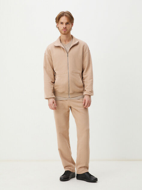 Костюм спортивный