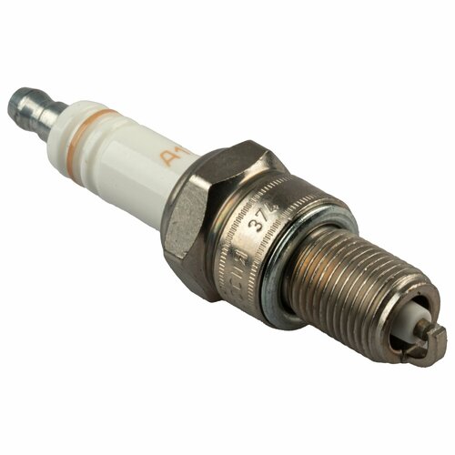 Свеча зажигания LADA 21080370701000 A17ДВРМ никелевая для карбюратора LADA Samara 110 4x4 305₽