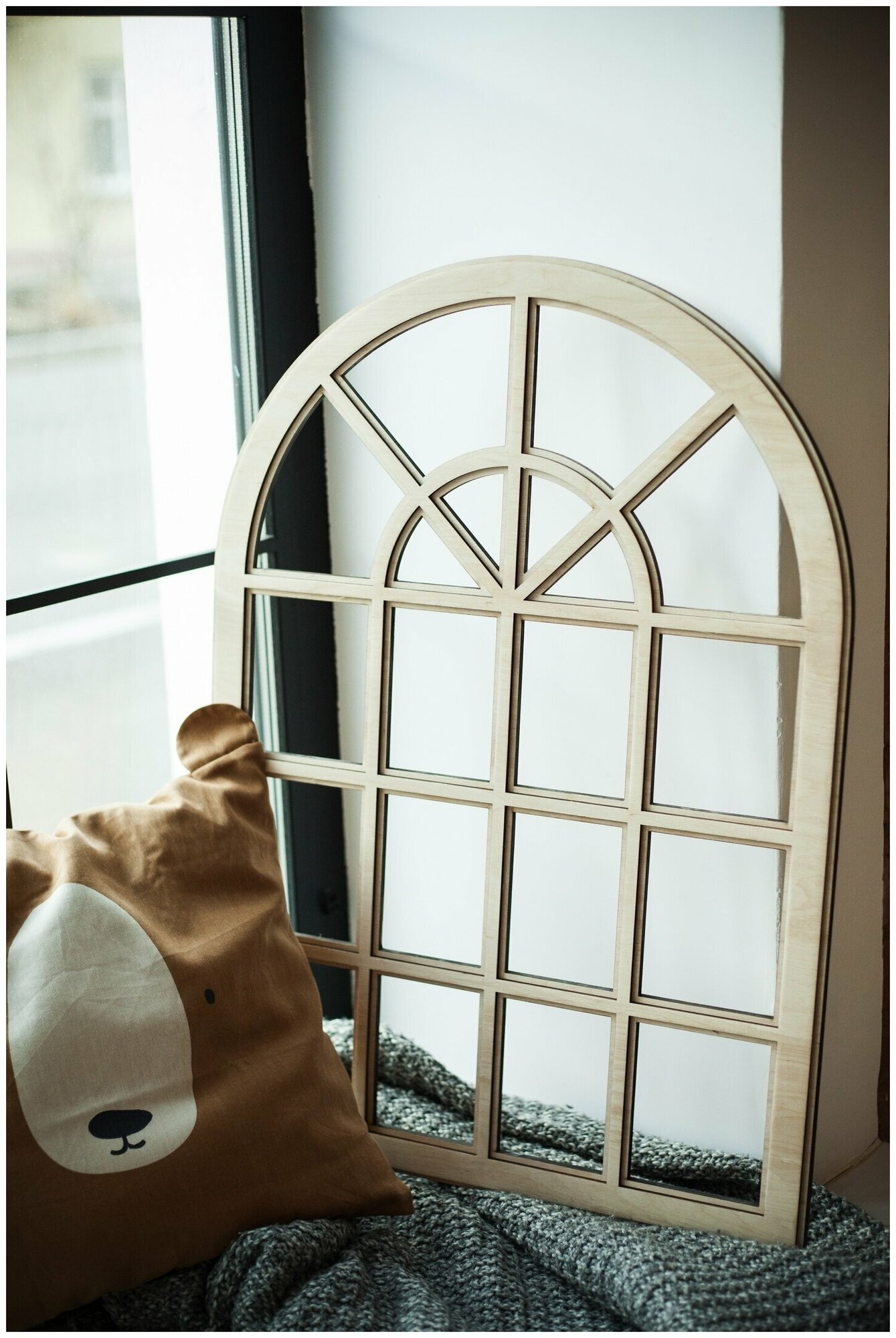 Фальш-окно (рама под зеркало) декоративное деревянное, 50х70 см - фотография № 5