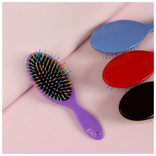 Расческа гребень для волос для стрижек и укладки парикмахерская универсальная для мокрых и сухих волос массажная 7 х 22 см цвет микс 497₽