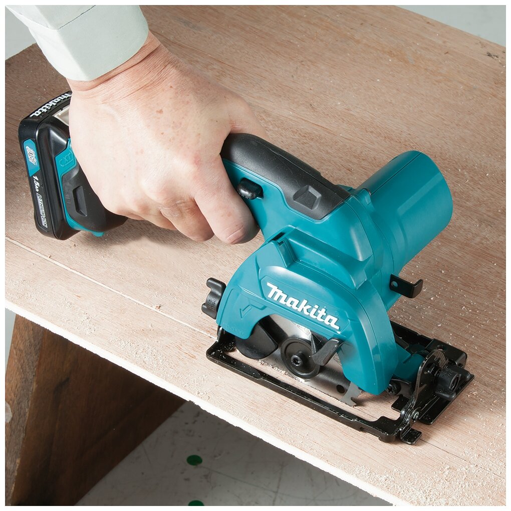 Пила дисковая аккумуляторная Makita HS301DZ - фотография № 5