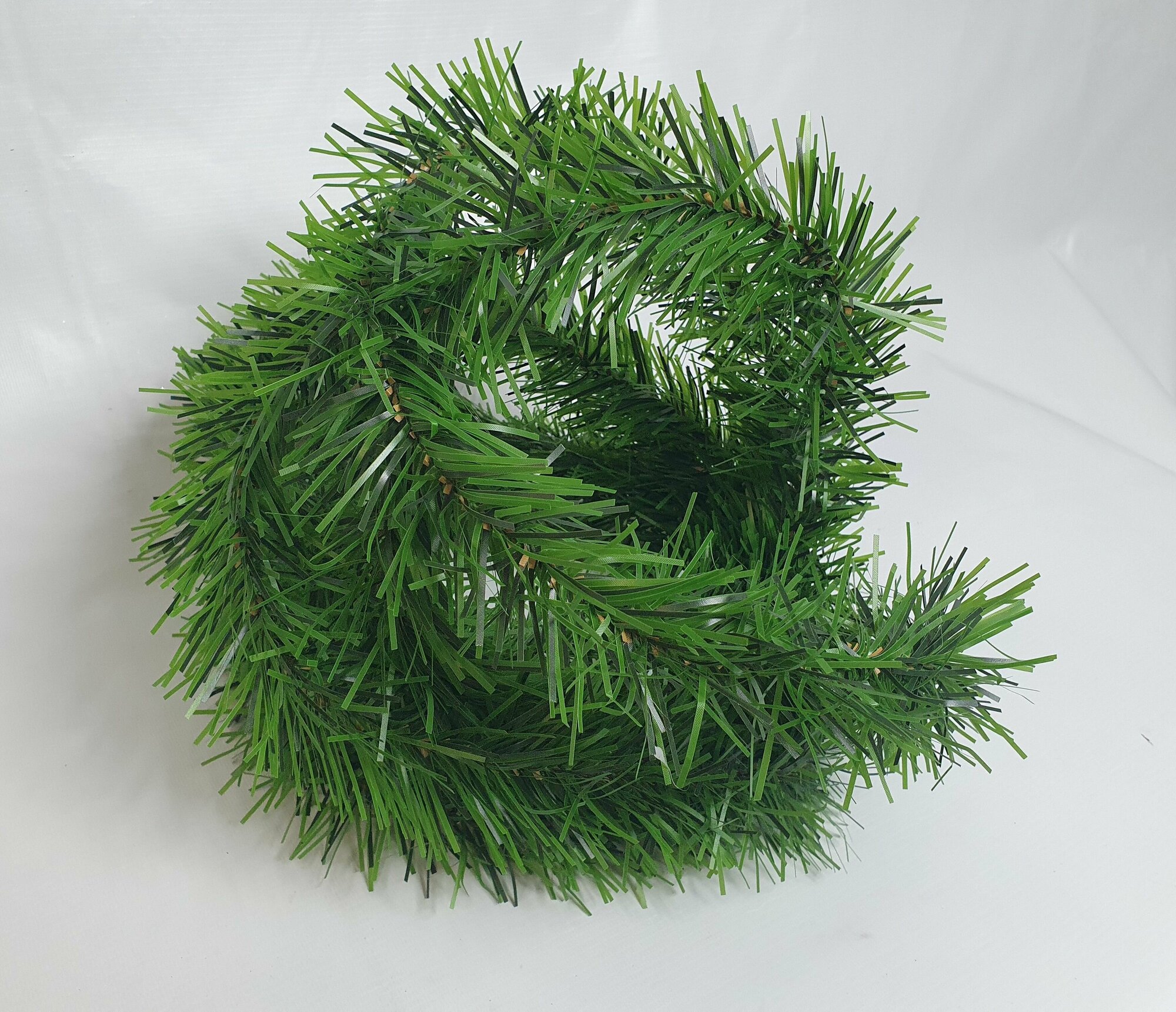 фото Хвойная Елочная Гирлянда 10,6 метров ПВХ