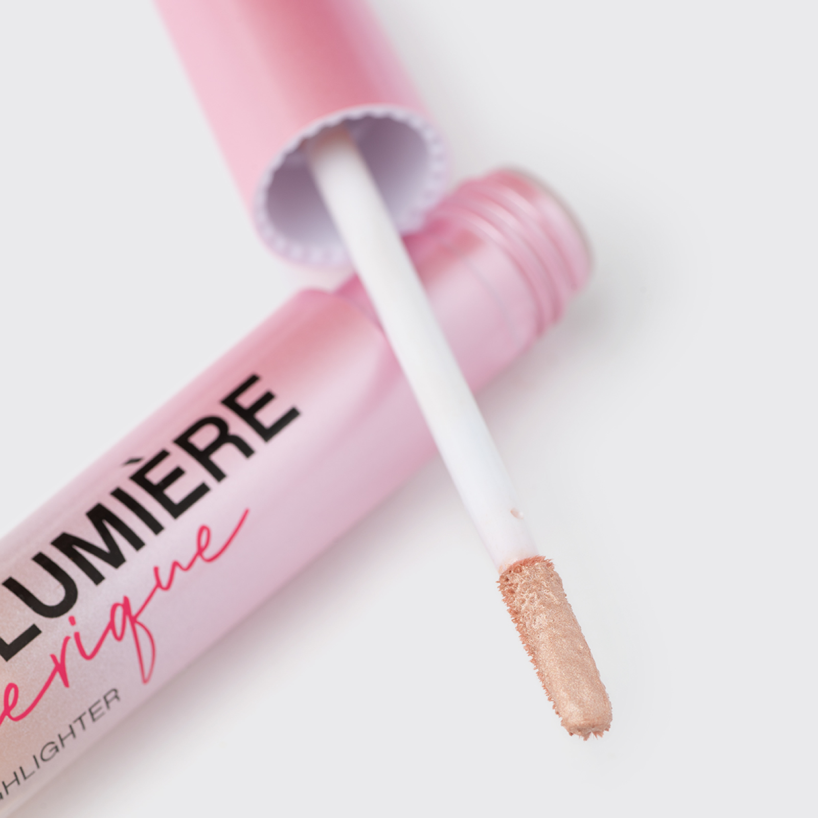 Хайлайтер Vivienne Sabo Lumiere Feerique кремовый Тон 01 Passage Cosmetics Laboratory - фото №12