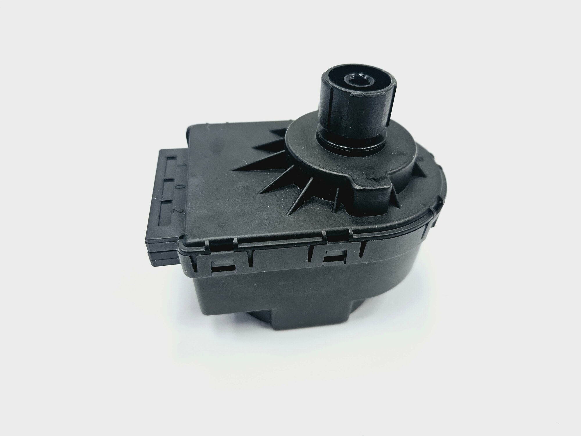 Мотор 3-ходового клапана (220V, широкий) VIESSMANN Vitopend 100-W A1JB (арт. 7856852. D)