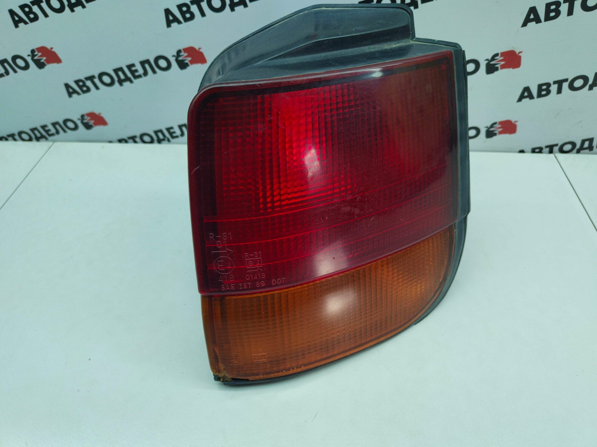 Фонарь задний правый Mitsubishi RVR N28W 1994 г.в