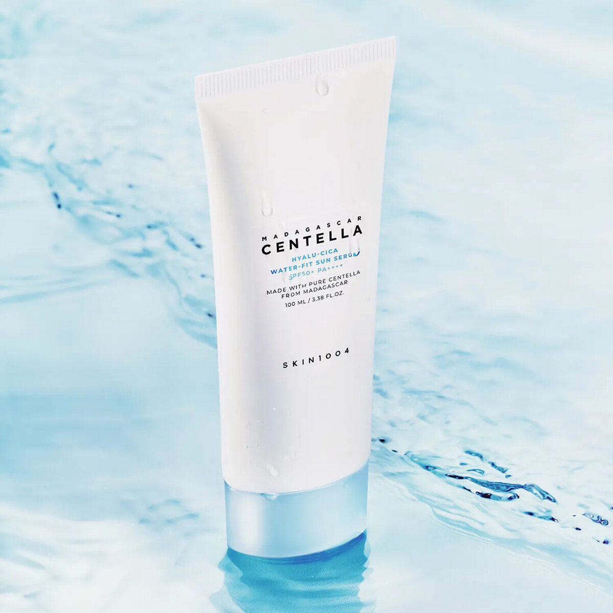 Солнцезащитная сыворотка SKIN1004 Madagascar Centella Hyalu-Cica Water-Fit Sun Serum SPF50+ 100ml