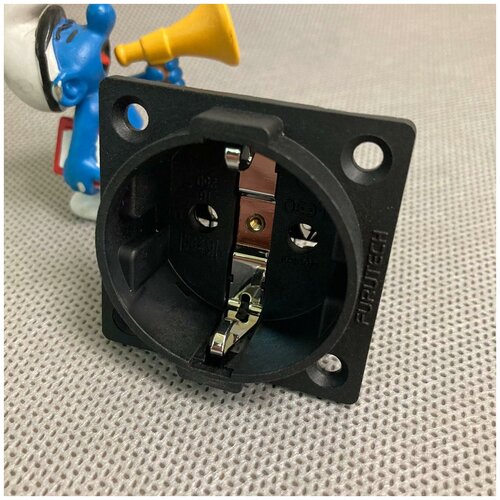 Розетки силовые Furutech FI-E30 NCF(R)