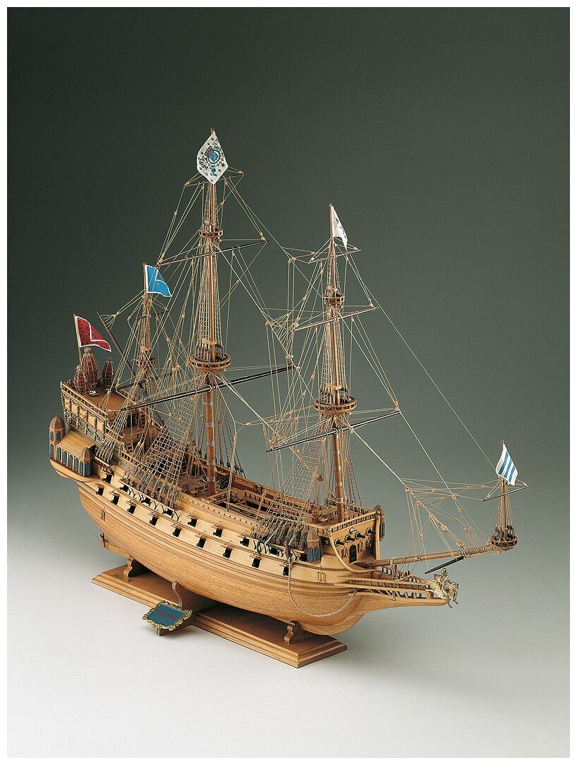 Сборная модель корабля для начинающих от Occre (Испания), сечение Santisima Trin