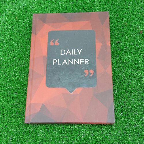 mint planner Ежедневник DAILY PLANNER недатированный А5 152 л 18-21 бордовый