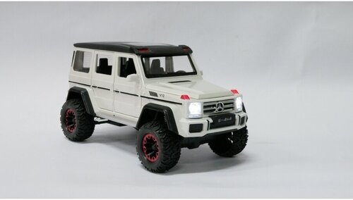 Машинка коллекционная Mercedes G500 big wheel 4x4 Мерседес Г500 большие колеса CheZhi 1:24, открываются двери, капот, багажник, свет, звук, инерционная