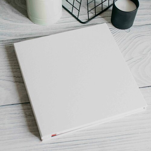 Фотоальбом семейный свадебный белый с магнитными листами 2300₽