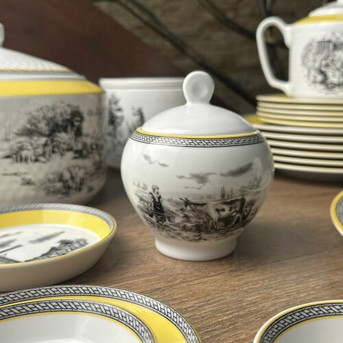 Сахарница гладкая фарфоровая 350 мл Вилладж 1056₽