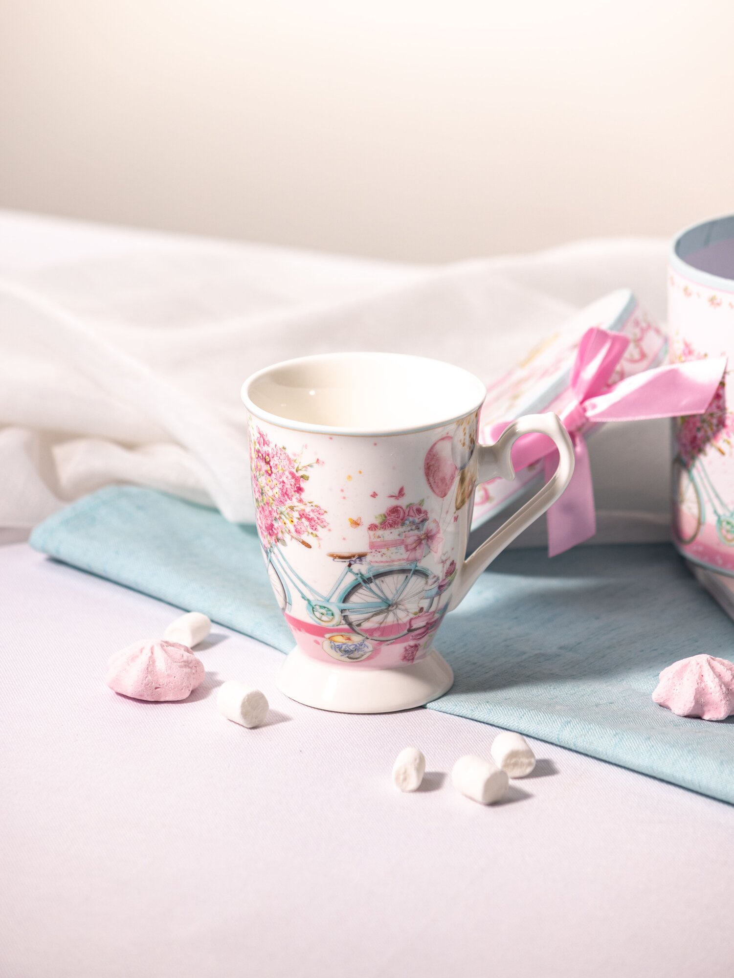 Кружка для чая и кофе SIROCCO "розовые мечты" 300 мл, фарфоровая, в подарочной упаковке