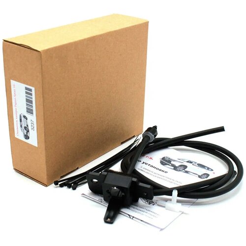 Омыватель камеры заднего вида для Mitsubishi Pajero Sport 2016-2021 3237 CleanCam