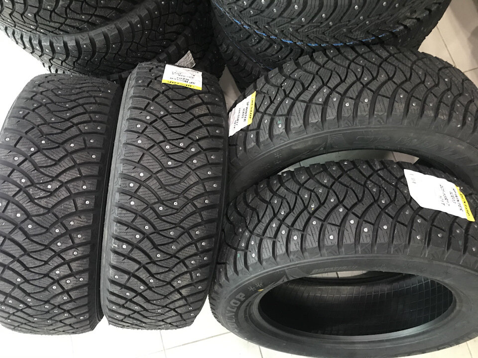 Автомобильные шины Dunlop SP Winter Ice 03 205/65 R16 99T