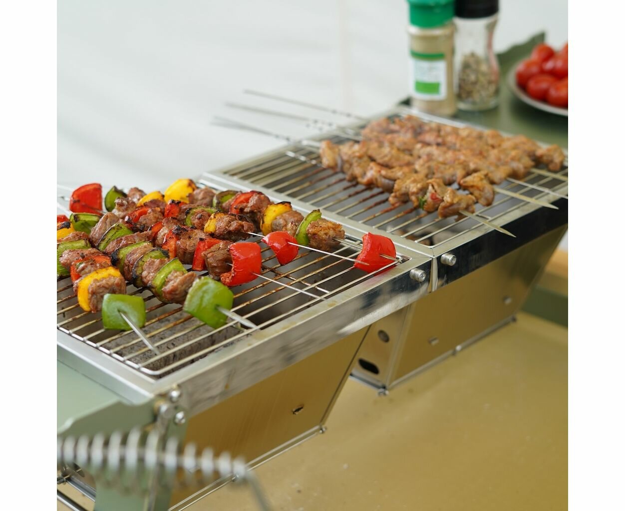 Складной гриль Winnerwell Fastfold Camp Table Charcoal BBQ Grill - фотография № 10