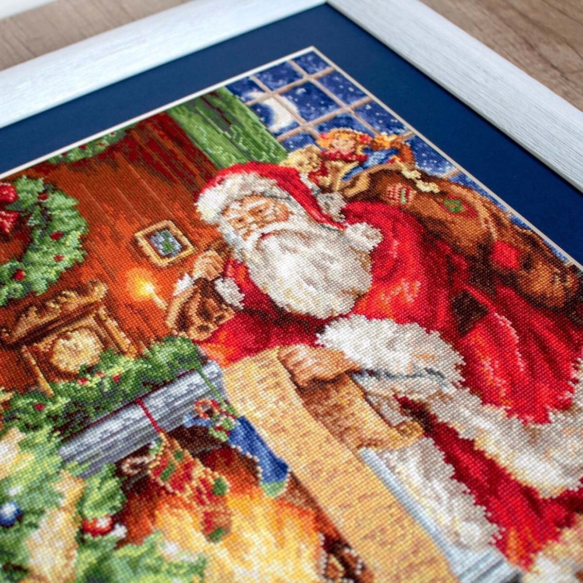 Набор для вышивания крестиком 'Дед Мороз', 30*41 см, на белой канве, Luca-S — фото 1