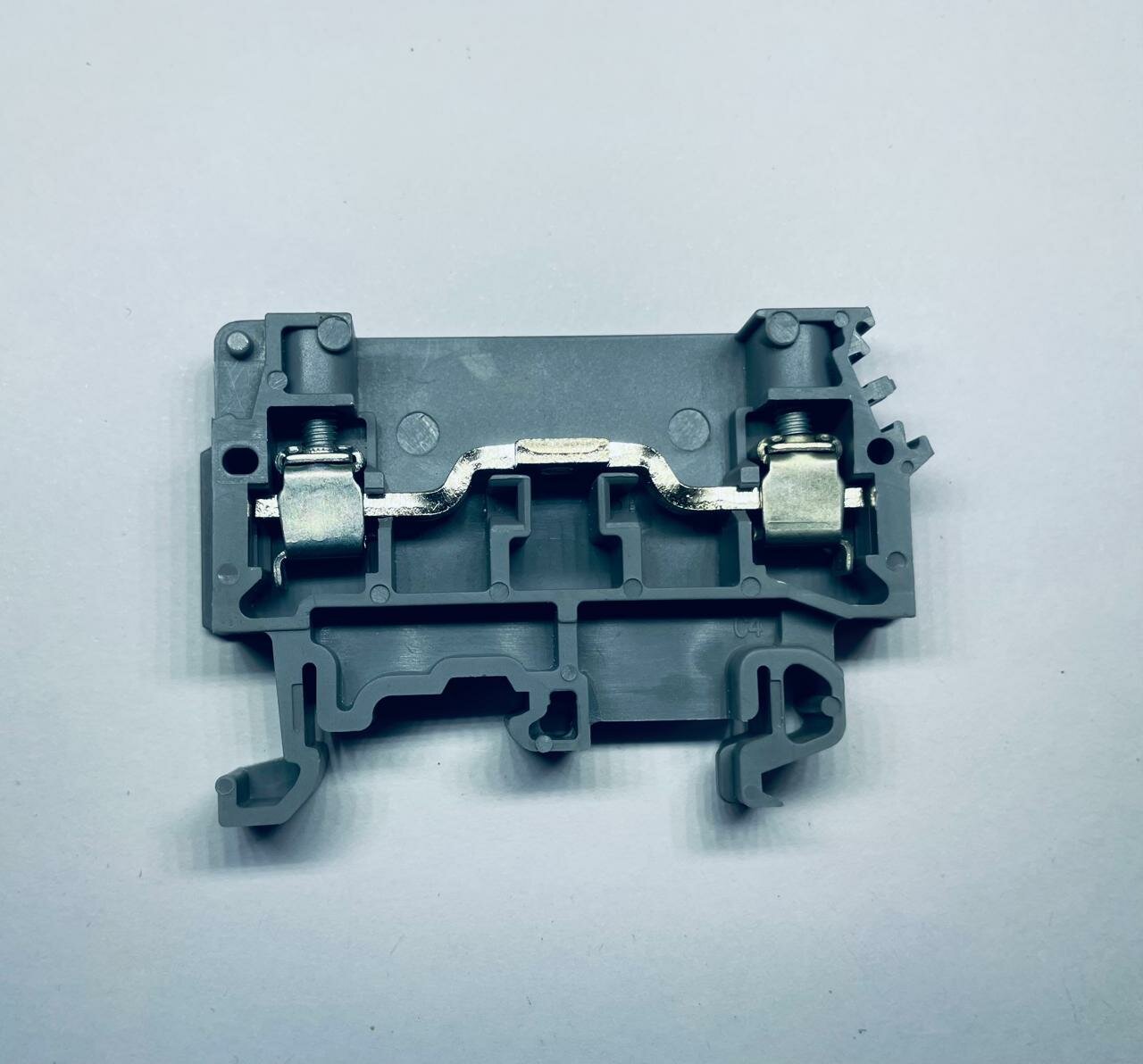Клемма на DIN-рейку ABB TE Connectivity M4/8, негорючий термопласт, 1 уровень, 4 мм. кв — фото 1
