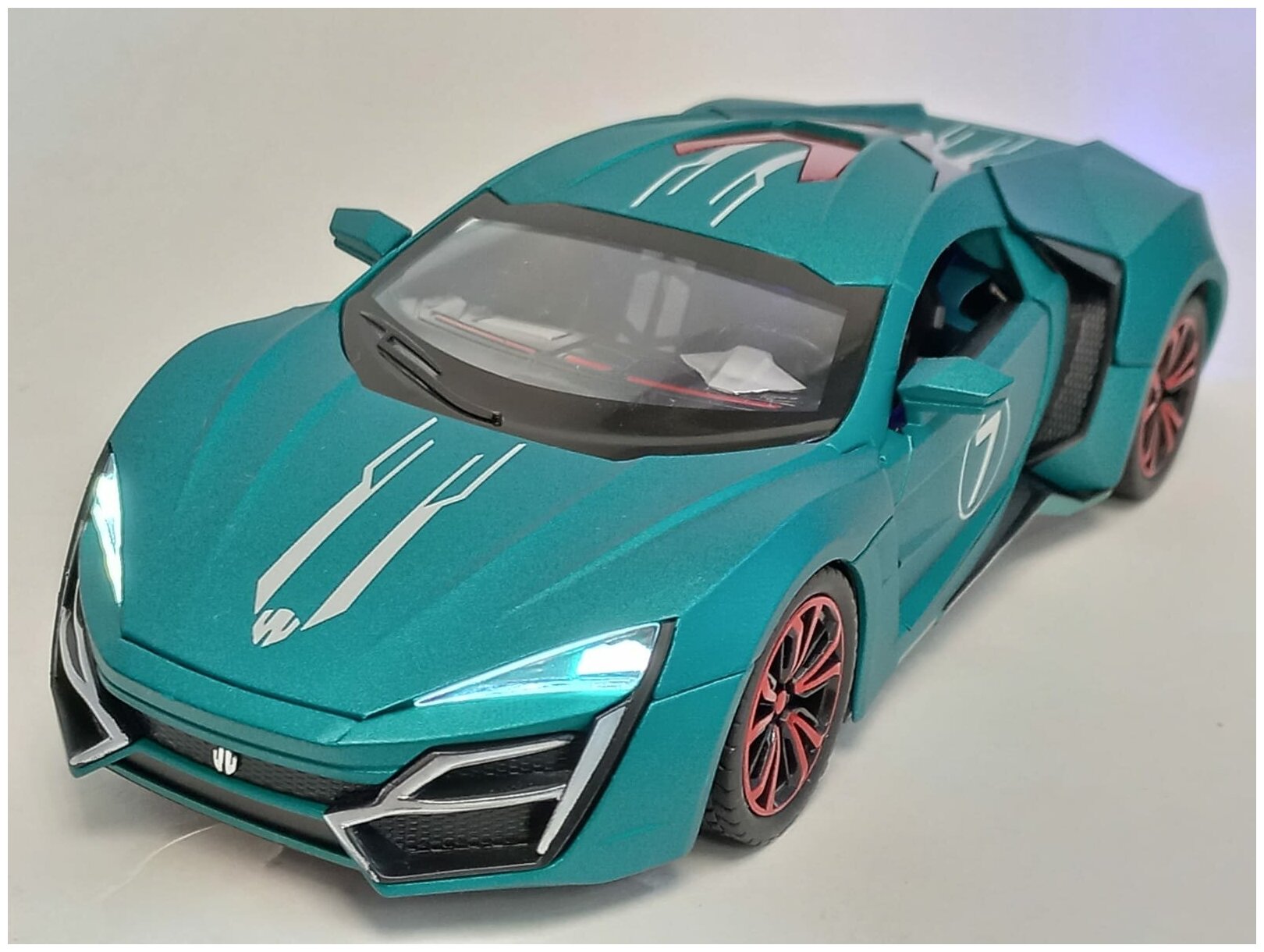 Lykan hypersport 2024 diecast 1 18
