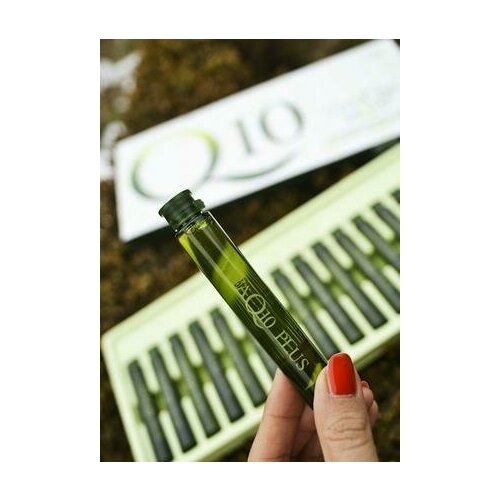 Филлер для волос с содержанием коэнзима и витамина Incus Vita Q10 Plus Hair Ampoules 13ml*15ea