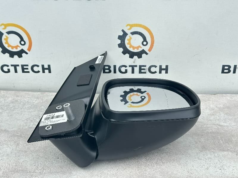 фото Зеркало правое Mercedes Benz W639 A6398100216