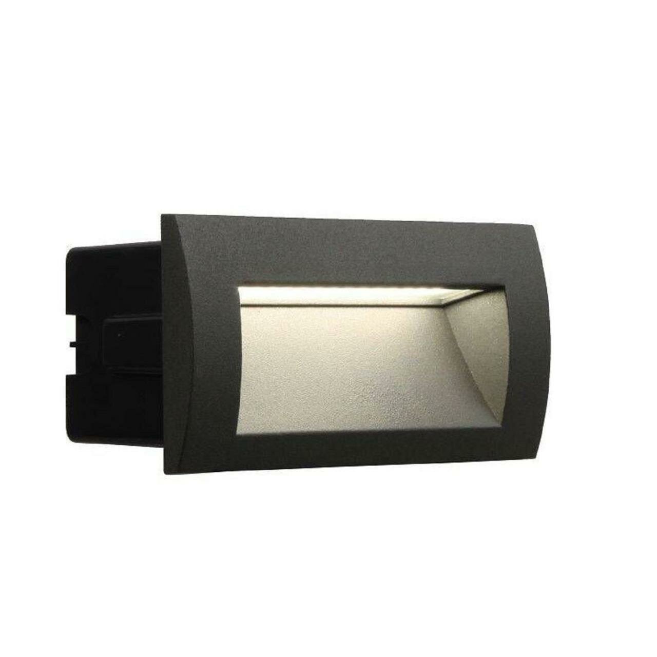 Уличный врезной светильник Favourite 4194-1W Maddy LED*5.5W 790LM 4000K IP65 L72*W140*H70мм