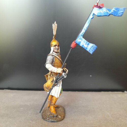 Монгольский знаменосец 6100₽