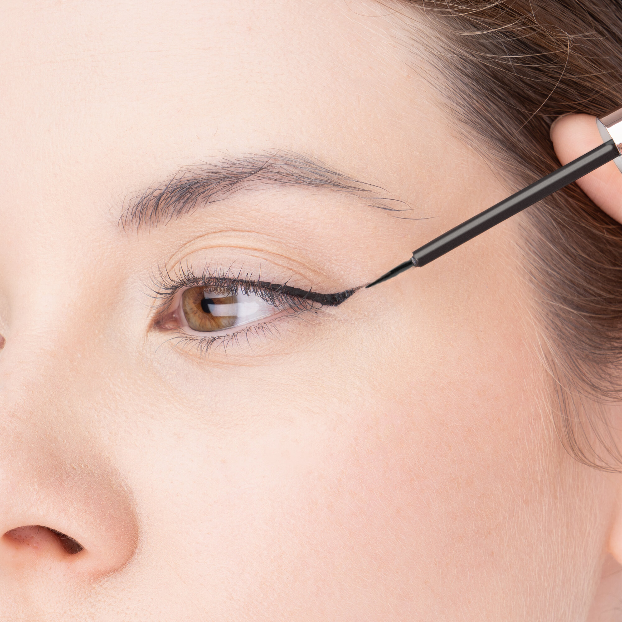 DIVAGE Жидкая подводка для глаз тон 01 черный Waterproof 3мл — фото 1