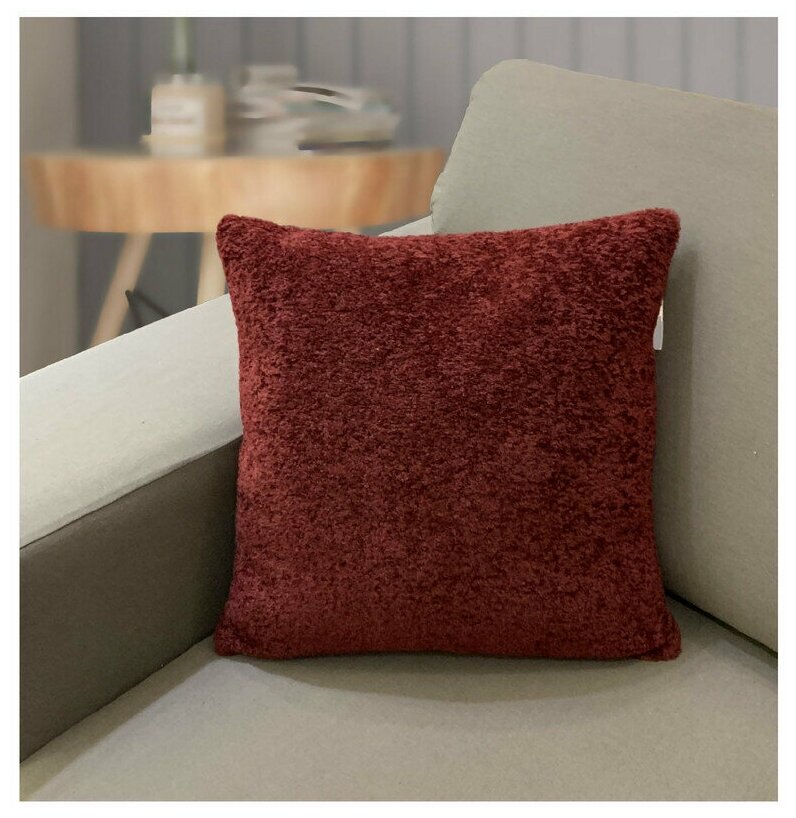 Наволочка Sofi De MarkO  Лама   искусственный мех  размер 45x45см