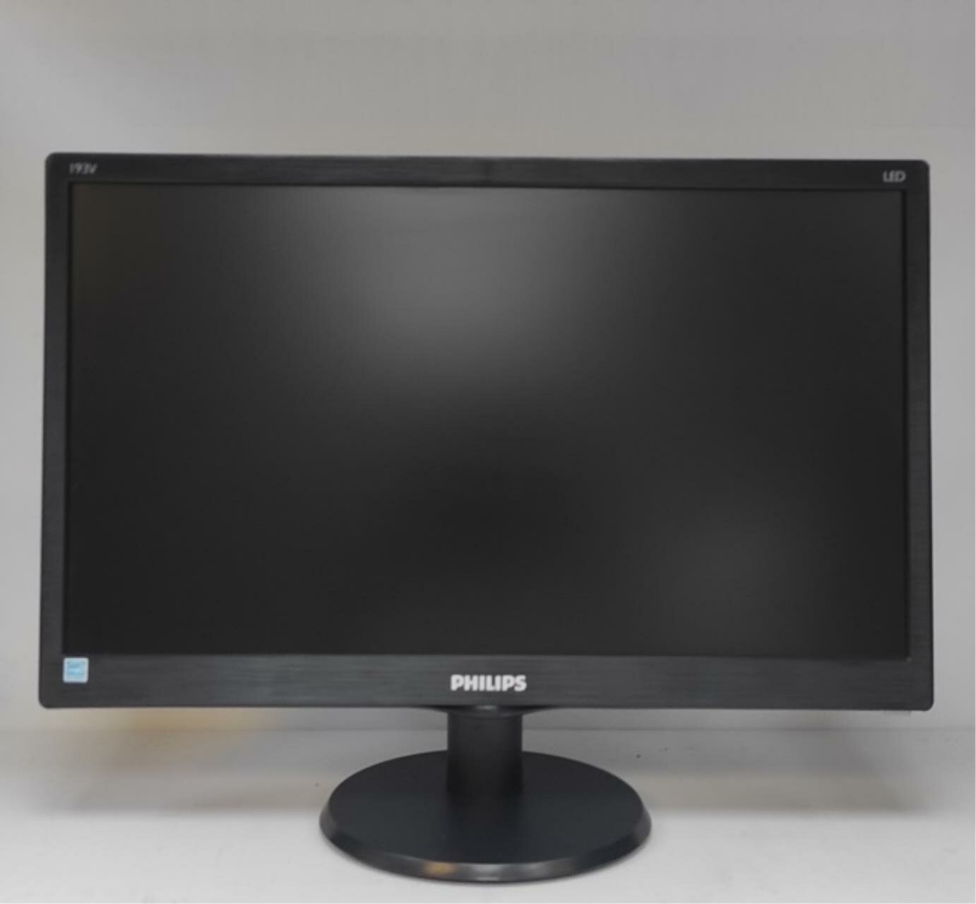 18.5" ЖК монитор PHILIPS 193V5LSB2/10/62 (LCD, 1366x768, D-Sub)