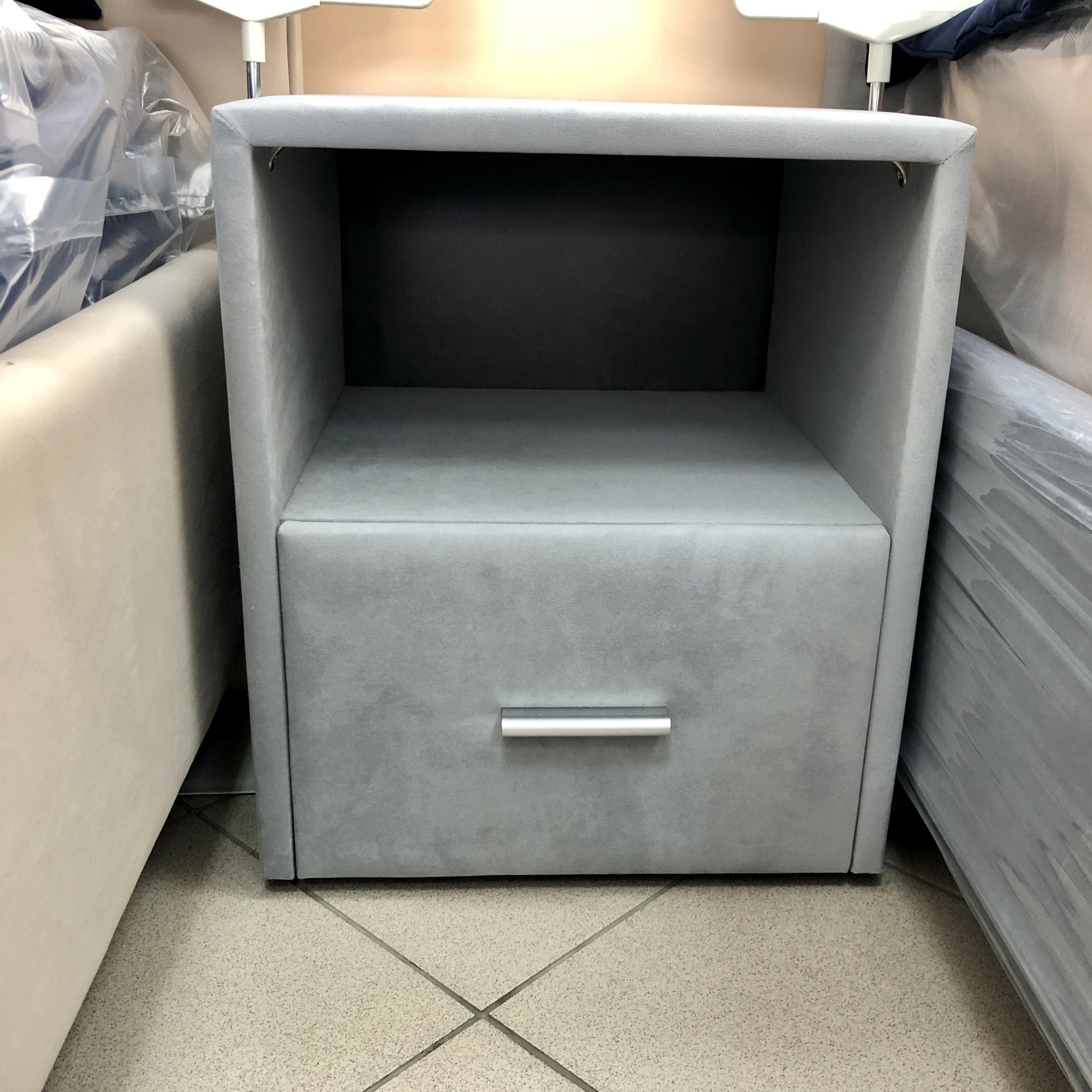 фото Тумба прикроватная Askona Айрис, ткань Dumont 24 (ШxГxВ = 41x38x47.5 см)