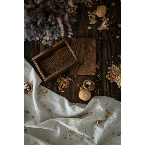 Шкатулка тёмная деревянная из массива дуба 120х80х55 мм