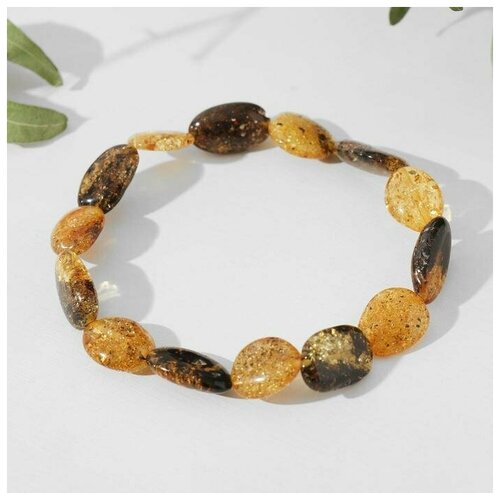 фото Браслет "янтарь" галька вдоль, цвет зелёный янтарная мануфактура балтийская