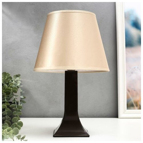 фото Лампа настольная 72104 1хе27 15вт коричневый d=22 см, h=34,5 см risalux