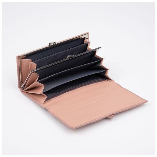 фото Кошелёк на магнитах, цвет розовый нет бренда