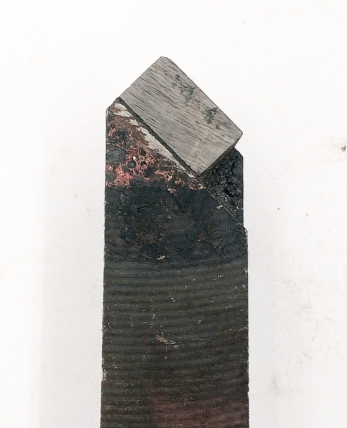 Резец прямой проходной левый 25х20х140 45° Т5К10 (748) обдирочный